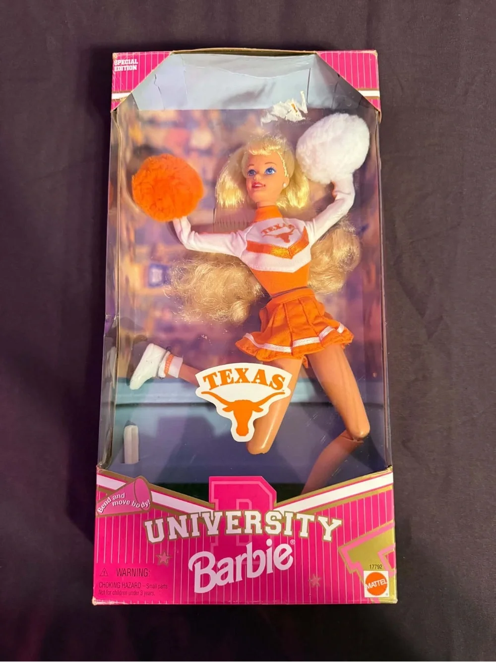 Vintage 1997 Barbie Doll University of Tennessee Cheerleader Mattel #17554 NIB